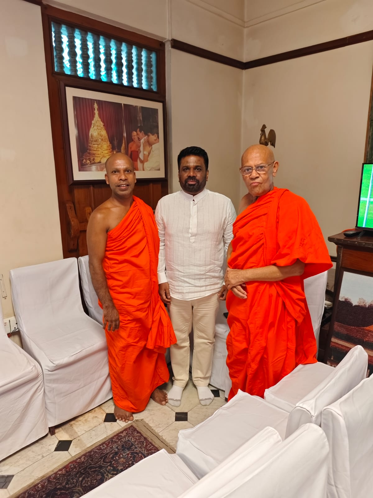 WhatsApp Image 2025-04-19 at 11.52.57 (2)